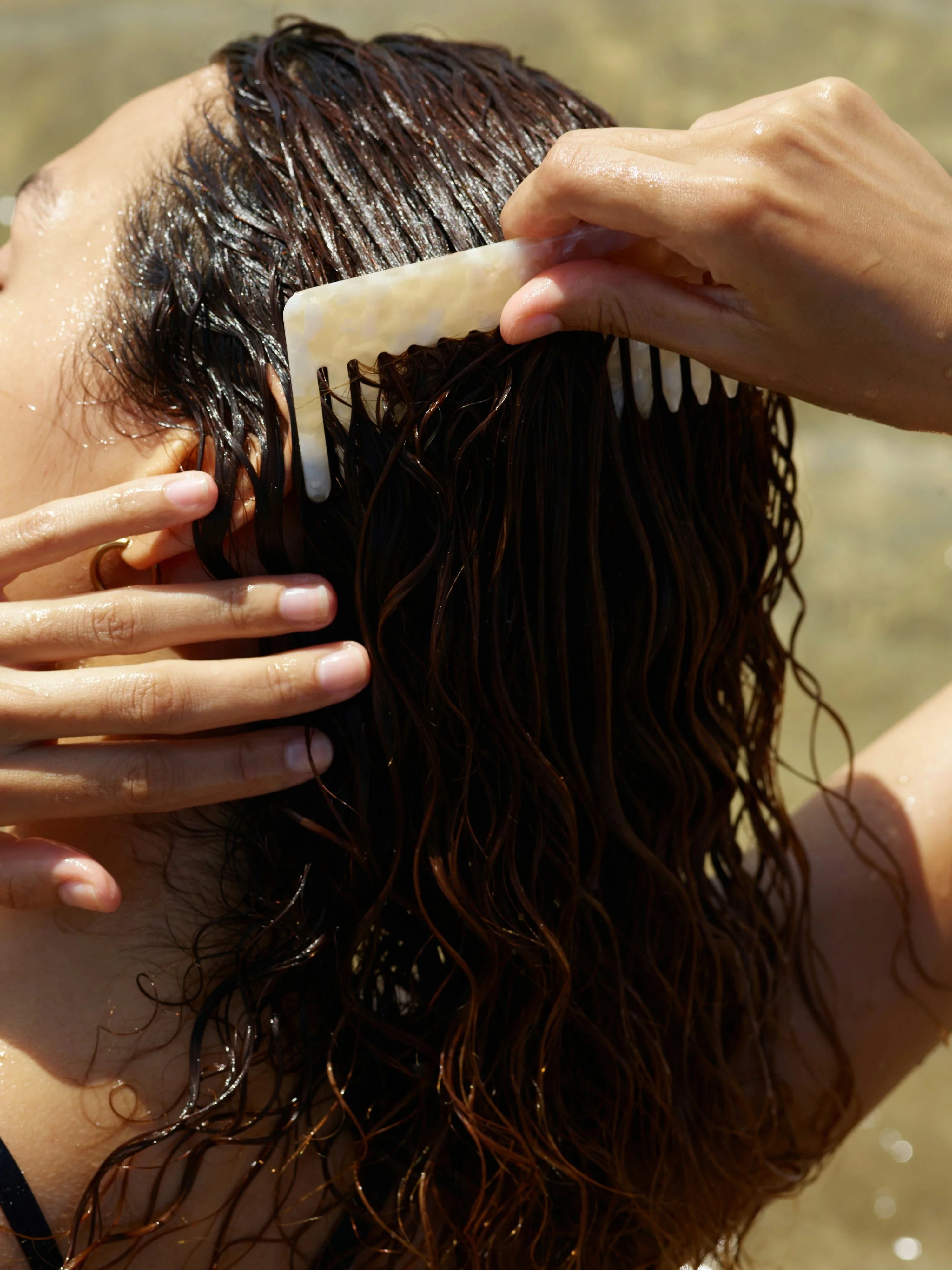 Say goodbye to dull hair with this ACV matcha rinse