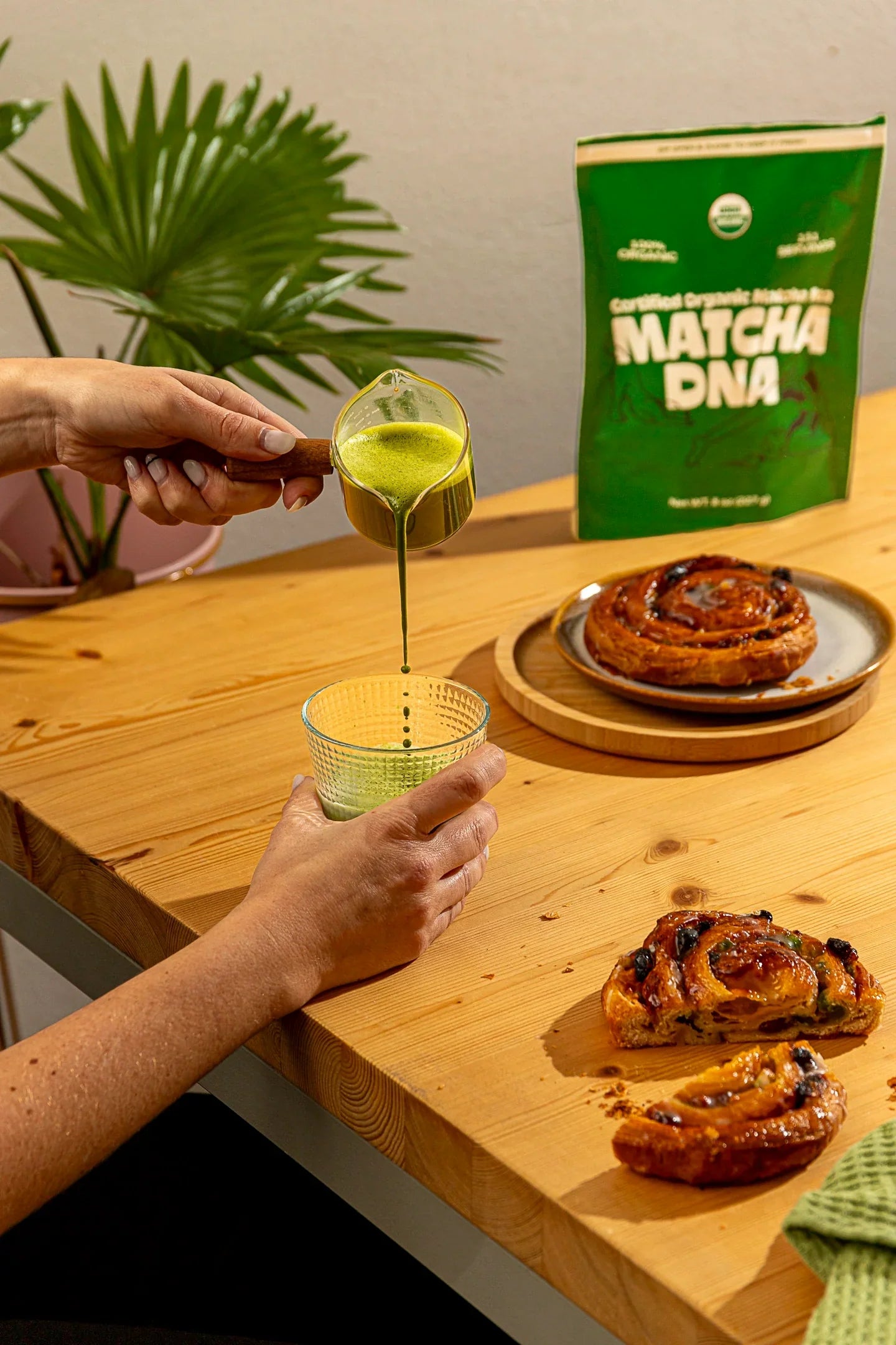 Does matcha have caffeine? Here’s the tea on your new energy fix
