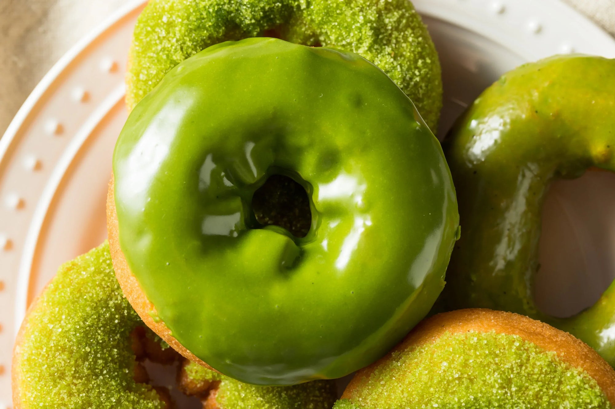 Matcha donuts: cute, green & glazed to perfection
