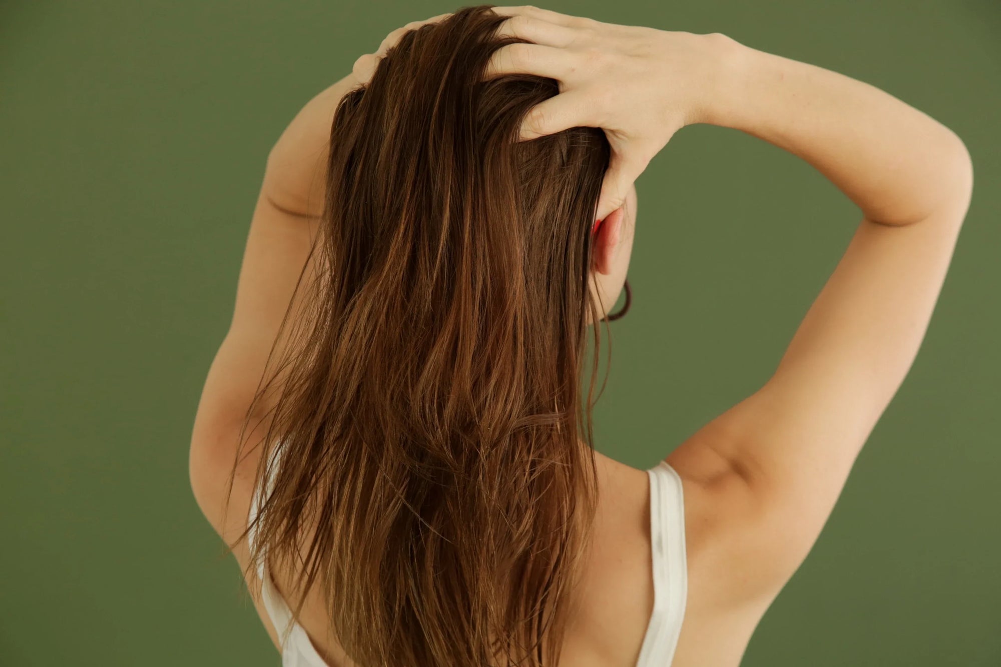 Say hello to shiny hair with this 2-ingredient matcha oil hack