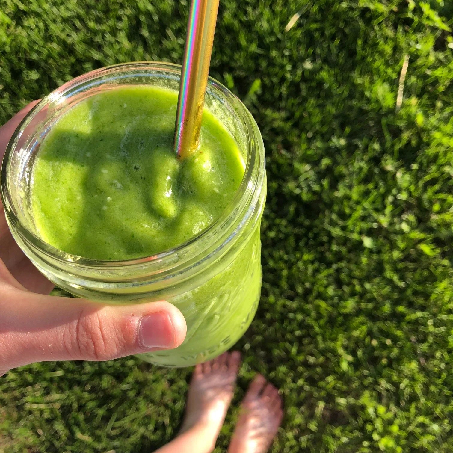 make your own matcha green smoothie