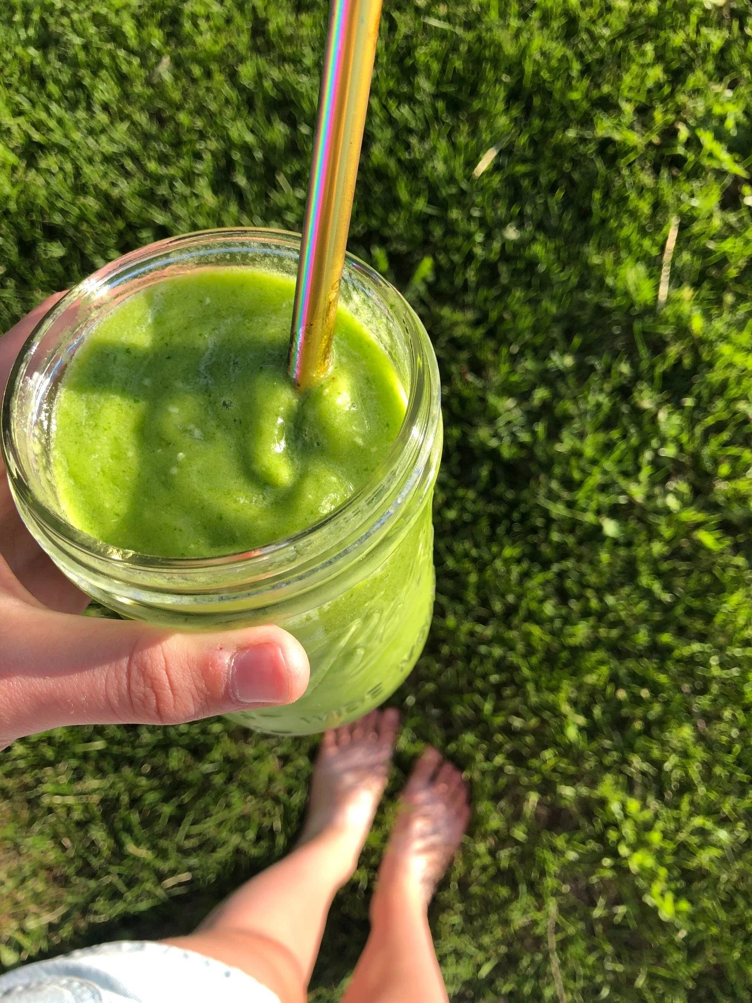 make your own matcha green smoothie